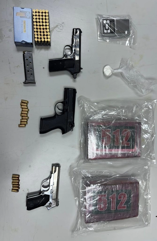 Uprava policije - prilikom pretresa pronađeno i oduzeto oko 2kg kokaina, dva lica lišena slobode i predata tužilaštvu